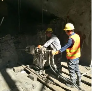 东海水下抗分散灌浆料特点 水下不分散注浆料介绍