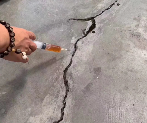 东海混凝土裂缝修补技术详解​